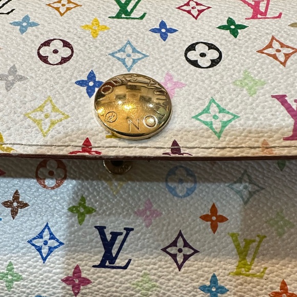 Louis Vuitton Murakami Monogram - Picture 9 of 16